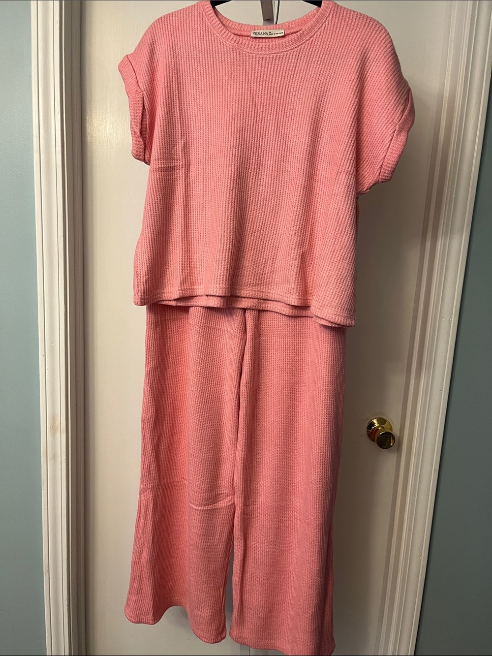 Zenana Outfitters Bubblegum Pink Waffle-Knit Short Sleeve Top